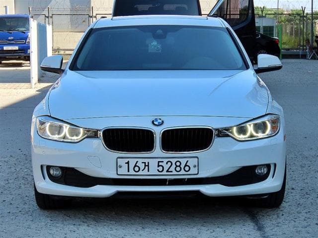 BMW 3시리즈 (3시리즈 (F30. 12년~18년)) 320d 세단