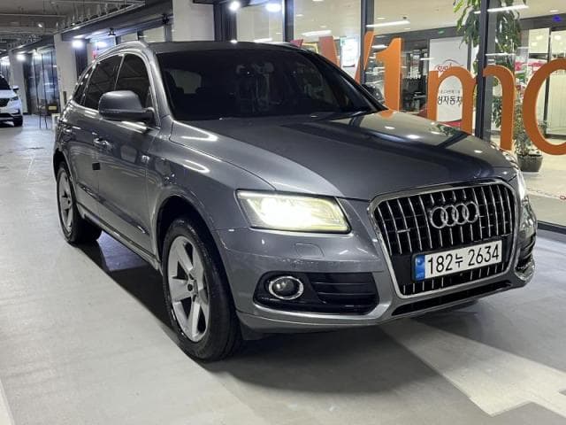 아우디 Q5 (Q5 (8R. 08년~17년)) 3 5 TDI 콰트로