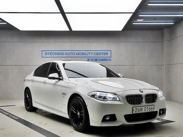 BMW 5시리즈 (5시리즈 (F10. 10년~17년)) 520d