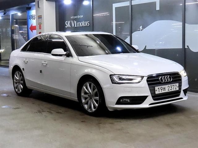 아우디 A4 (A4 (B8/8K. 09년~16년)) 30 TDI