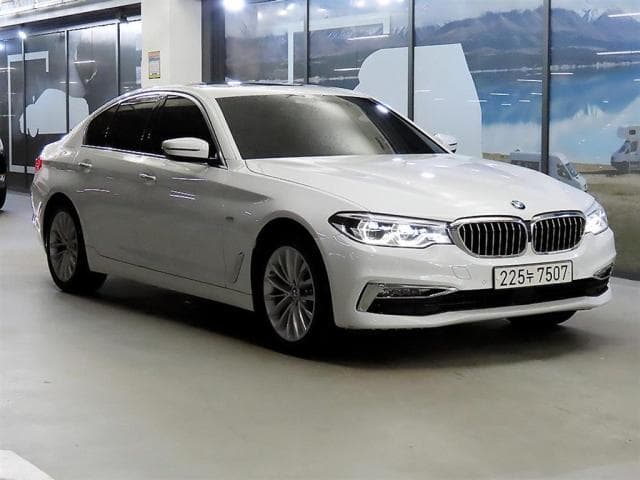 BMW 5시리즈 (5시리즈 (G30. 17년~23년)) 520d xDrive