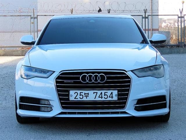 아우디 A6 (A6 (C7/4G. 11년~19년)) 40 TDI 콰트로