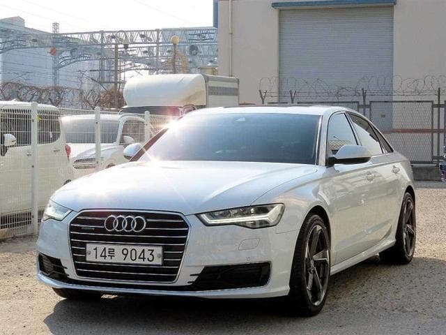 아우디 A6 (A6 (C7/4G. 11년~19년)) 40 TDI 콰트로