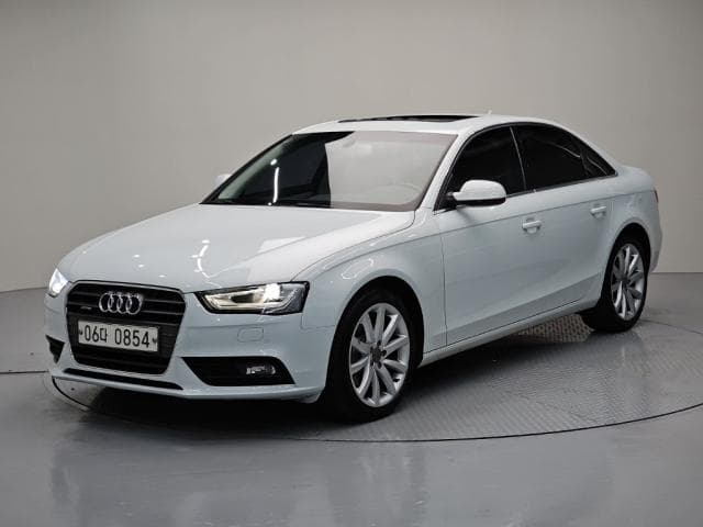 아우디 A4 (A4 (B8/8K. 09년~16년)) 35 TDI 콰트로