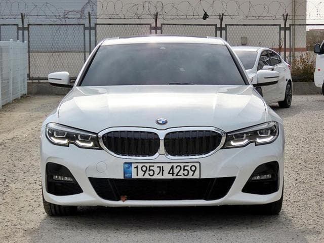 BMW 3시리즈 (3시리즈 (G20. 19.4~현재)) 320dX 세단