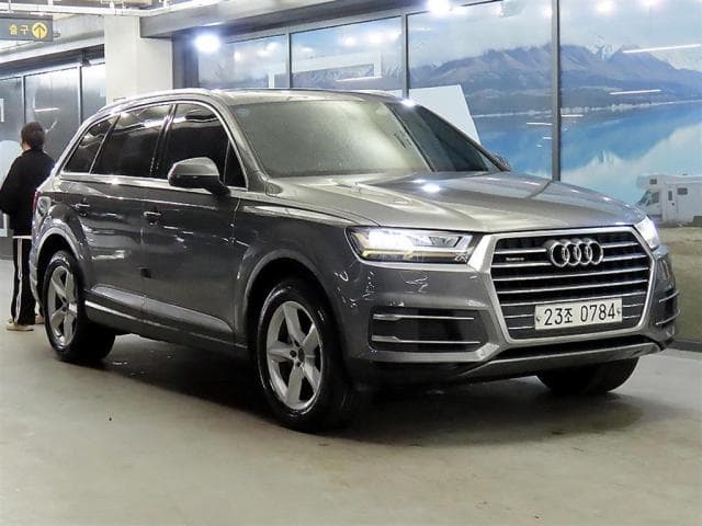 아우디 Q7 (Q7 (4M. 16년~현재)) 35 TDI 콰트로