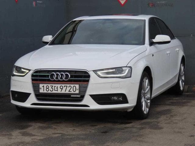 아우디 A4 (A4 (B8/8K. 09년~16년)) 2.0 TDI