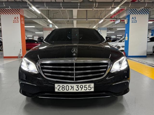 벤츠 E 클래스 (E 클래스 (W213. 16년~23년)) E220 d 4Matic