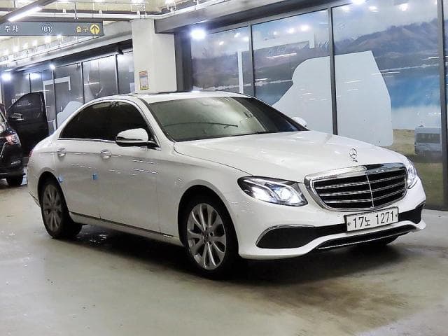 벤츠 E 클래스 (E 클래스 (W213. 16년~23년)) E220 d