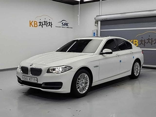 BMW 5시리즈 (5시리즈 (F10. 10년~17년))