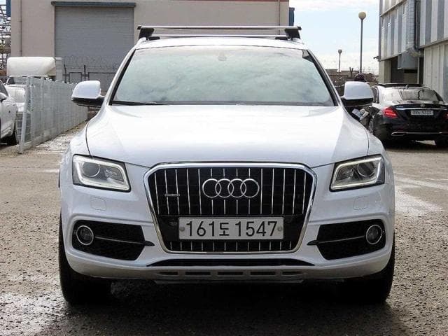 아우디 Q5 (Q5 (8R. 08년~17년)) 4 5 TDI 콰트로