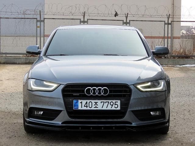 아우디 A4 (A4 (B8/8K. 09년~16년)) 30 TDI
