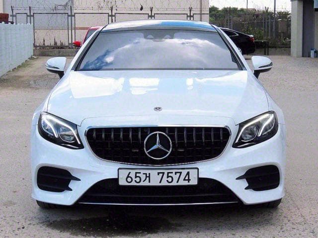 벤츠 E 클래스 (E 클래스 (W213. 16년~23년)) E220 d Coupe