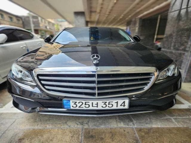 벤츠 E 클래스 (E 클래스 (W213. 16년~23년)) E220 d 4Matic