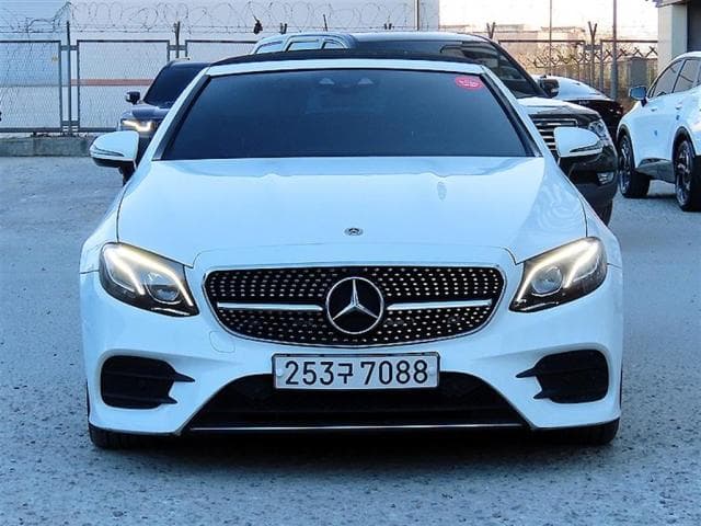 벤츠 E 클래스 (E 클래스 (W213. 16년~23년)) E220 d 카브리올레