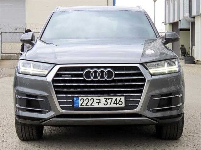 아우디 Q7 (Q7 (4M. 16년~현재)) 35 TDI 콰트로
